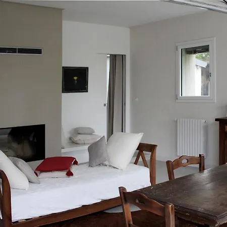 Con Piscina Le Due Querce Holiday home *