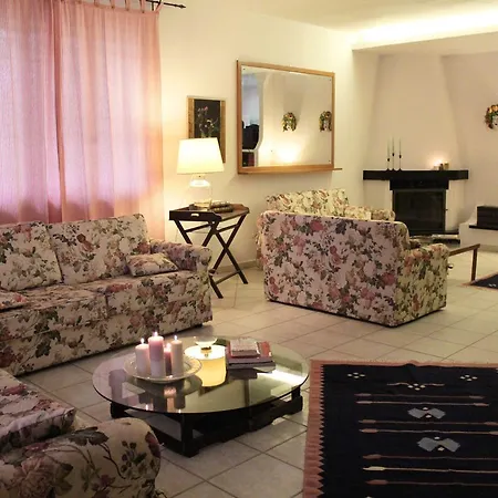 Holiday home Con Piscina Le Due Querce